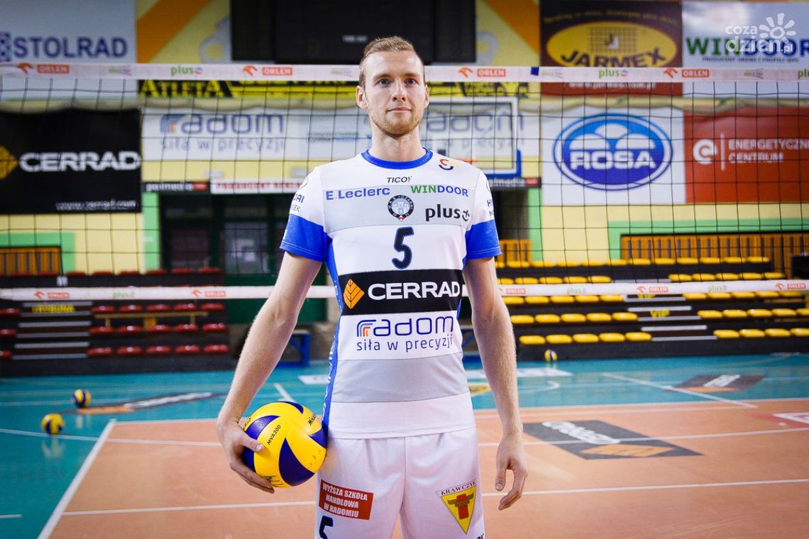 Jakub Urbanowicz po latach wraca do Czarnych Radom Jakub Urbanowicz po latach wraca do Czarnych Radom