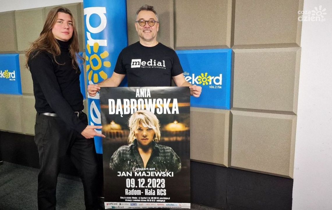 Jan Majewski zagra jako support przed Anią Dąbrowską. On i Albert Małek gośćmi Radia Rekord