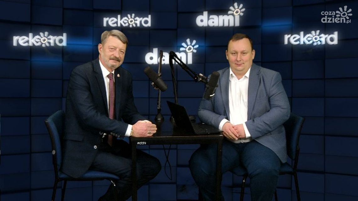 Jarosław Kowalik: Chodnik przy N-S jak tor bobslejowy