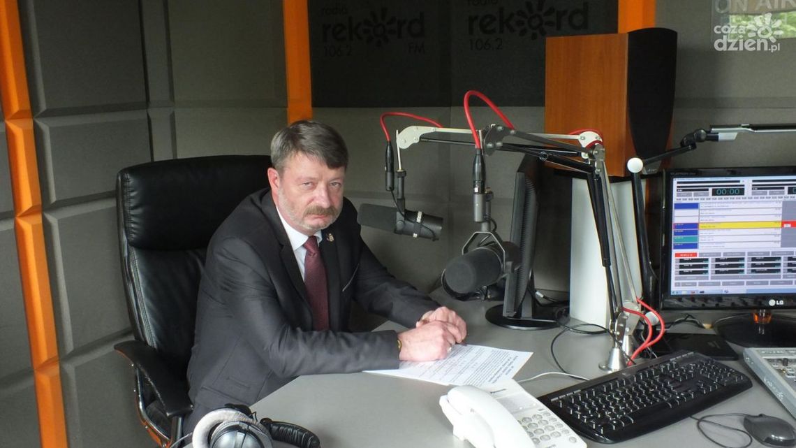 Jarosław Kowalik - rozmowa w studiu lokalnym Radiu Rekord