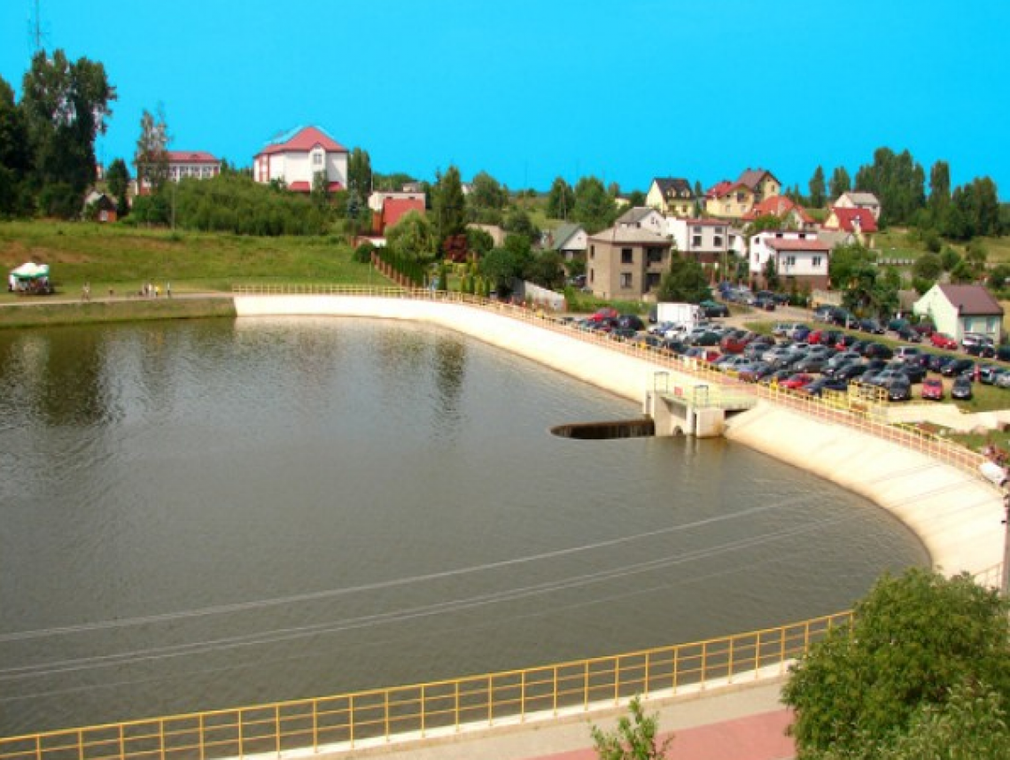 JASTRZĄB. Chwile grozy nad wodą
