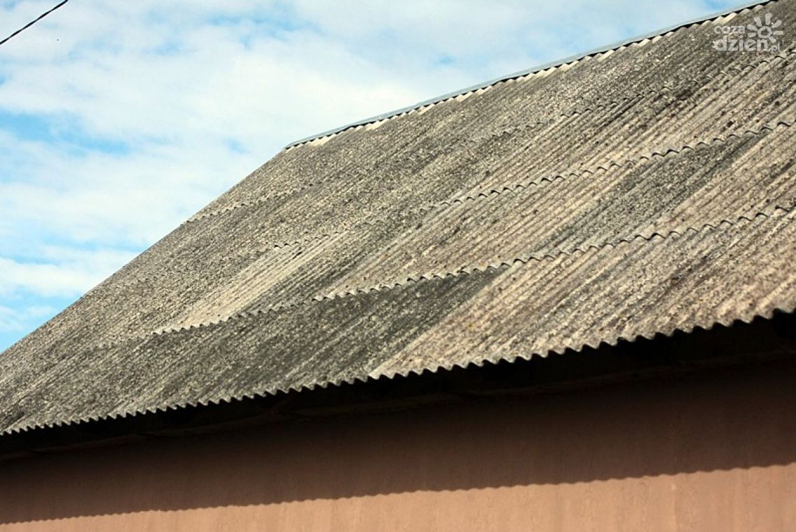 JEDLIŃSK. Bezpłatna zbiórka wyrobów zawierających azbest JEDLIŃSK. Bezpłatna zbiórka wyrobów zawierających azbest