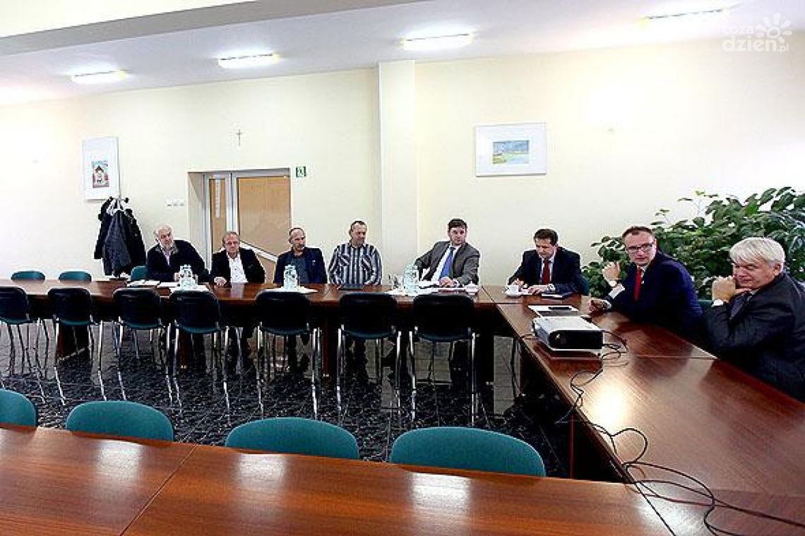 JEDLIŃSK. Spotkanie z przedstawicielami PGE JEDLIŃSK. Spotkanie z przedstawicielami PGE