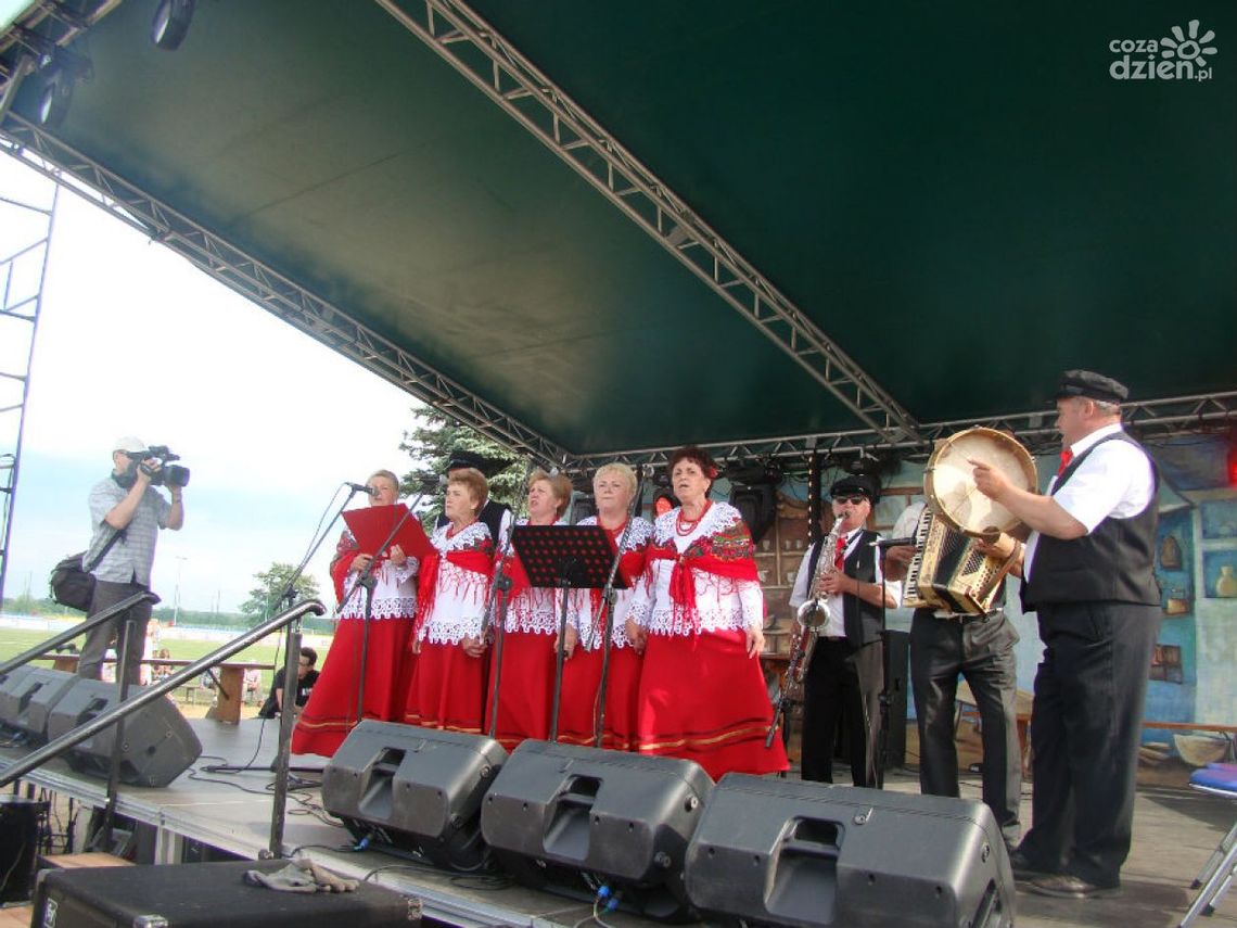 JEDLIŃSK: Tradycje weselne Ziemi Jedlińskiej