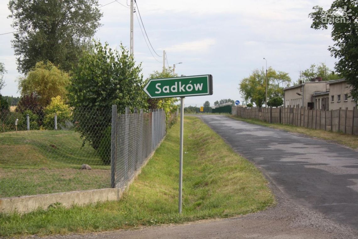 JEDLNIA LET.: "Będzie smród i hałas. Boimy się wybuchu"