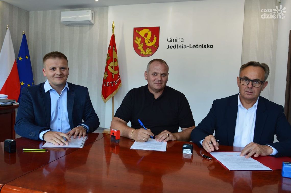 Jedlnia-Letnisko rozbudowuje kanalizację Jedlnia-Letnisko rozbudowuje kanalizację