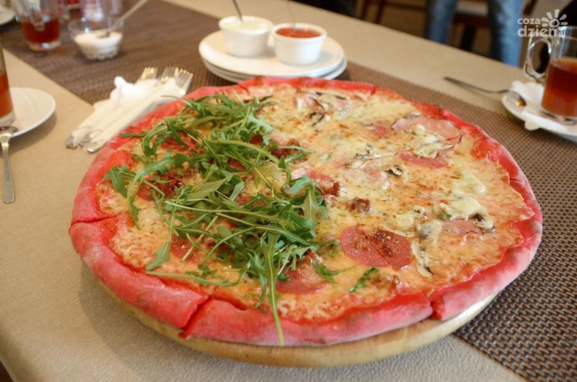 Jedyna w Radomiu czerwona pizza! „KetchUP” zaprasza! Jedyna w Radomiu czerwona pizza! „KetchUP” zaprasza!