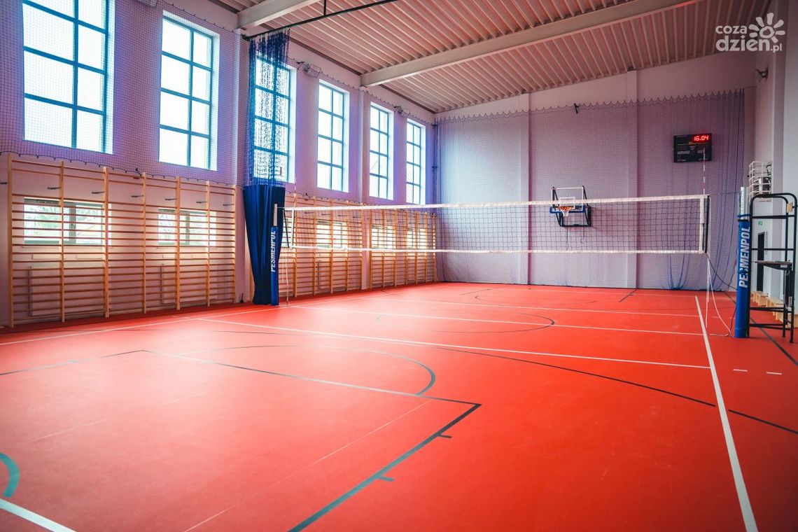 Jest nowa hala przy PSP w Młodocinie Mniejszym