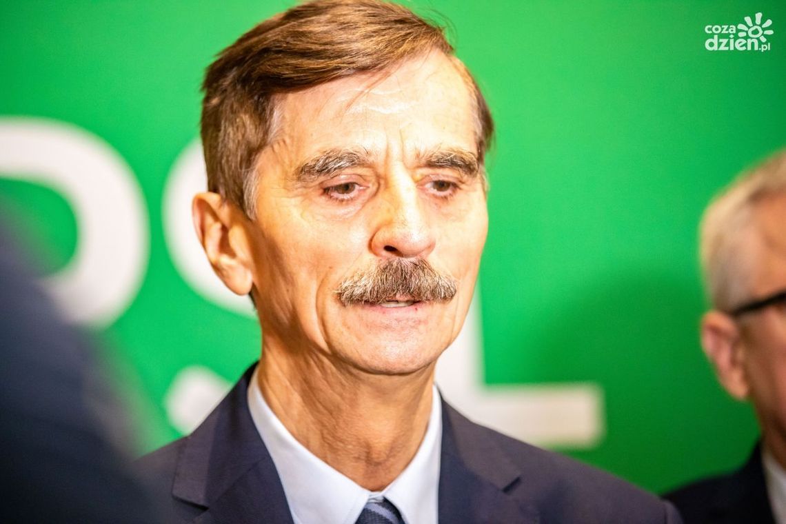 Józef Bakuła pozywa byłego pracodawcę 