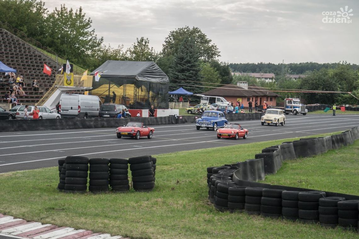 Jubileuszowy festyn radomskiego Automobilklubu