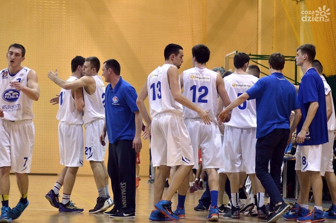 Juniorzy Rosy wygrali swoją grupę. Półfinał z Treflem