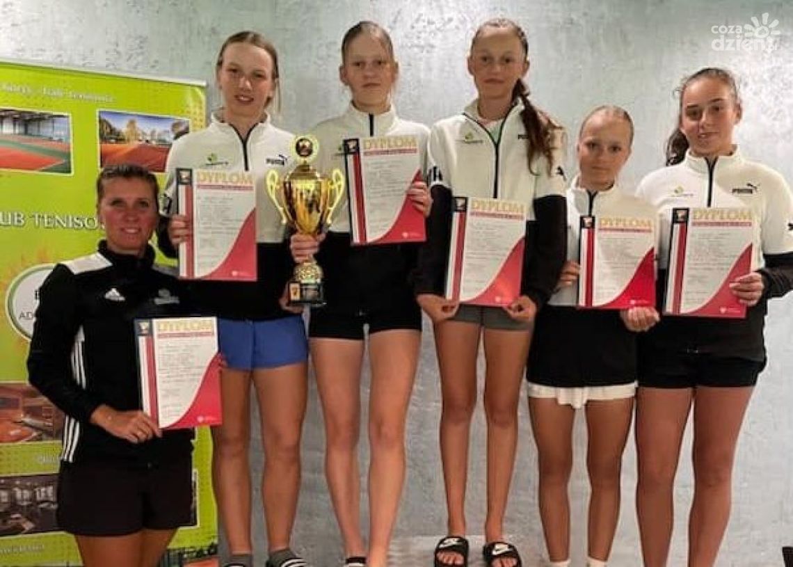 Kadetki AT Masters ze srebrem Drużynowych Mistrzostw Polski