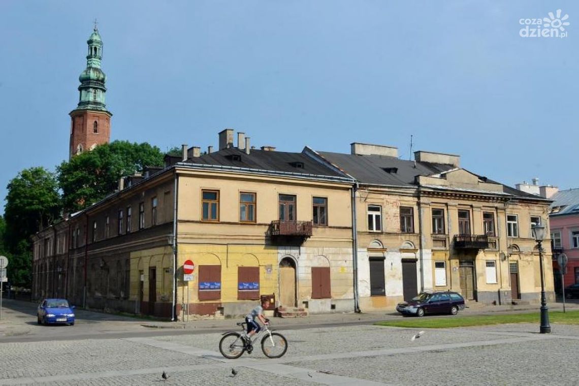 Kamienica Deskurów już nie na sprzedaż