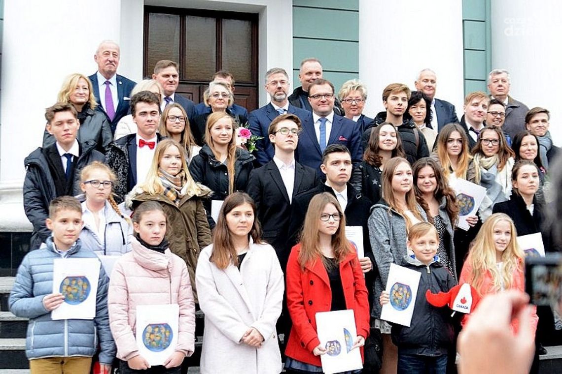 Kanadyjskie stypendia wręczone