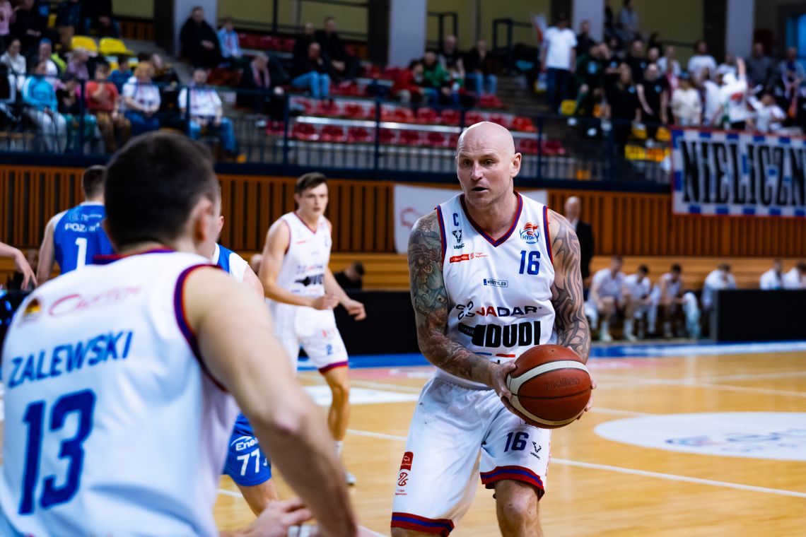 Kapitan Daniel Wall zostaje w HydroTrucku Radom