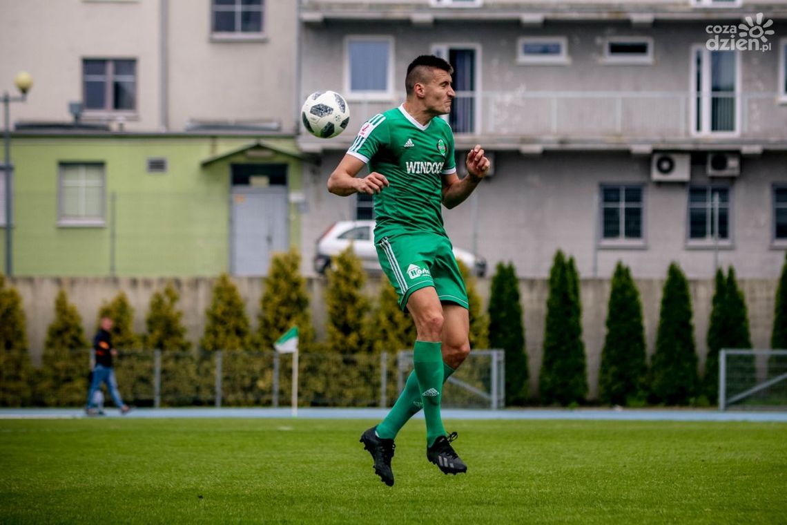 Karol Kucharski nie zagra w Pilicy. Jest nowy pomocnik