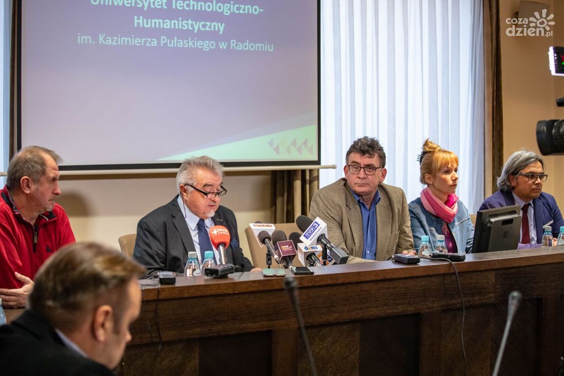 Kierunek lekarski z negatywną oceną PKA