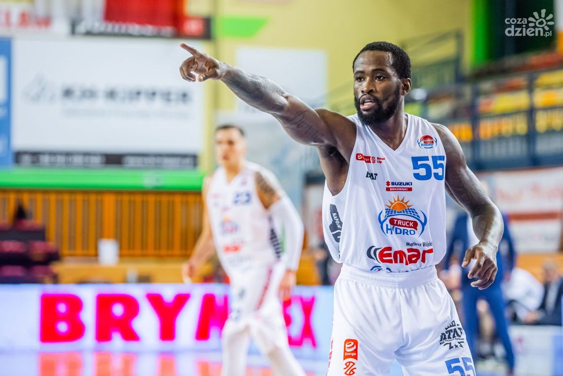 Kluczowe zwycięstwo koszykarzy HydroTrucku?