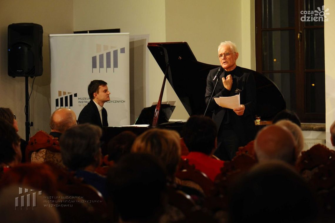 „Kobieta i mężczyzna” w Szydłowcu „Kobieta i mężczyzna” w Szydłowcu