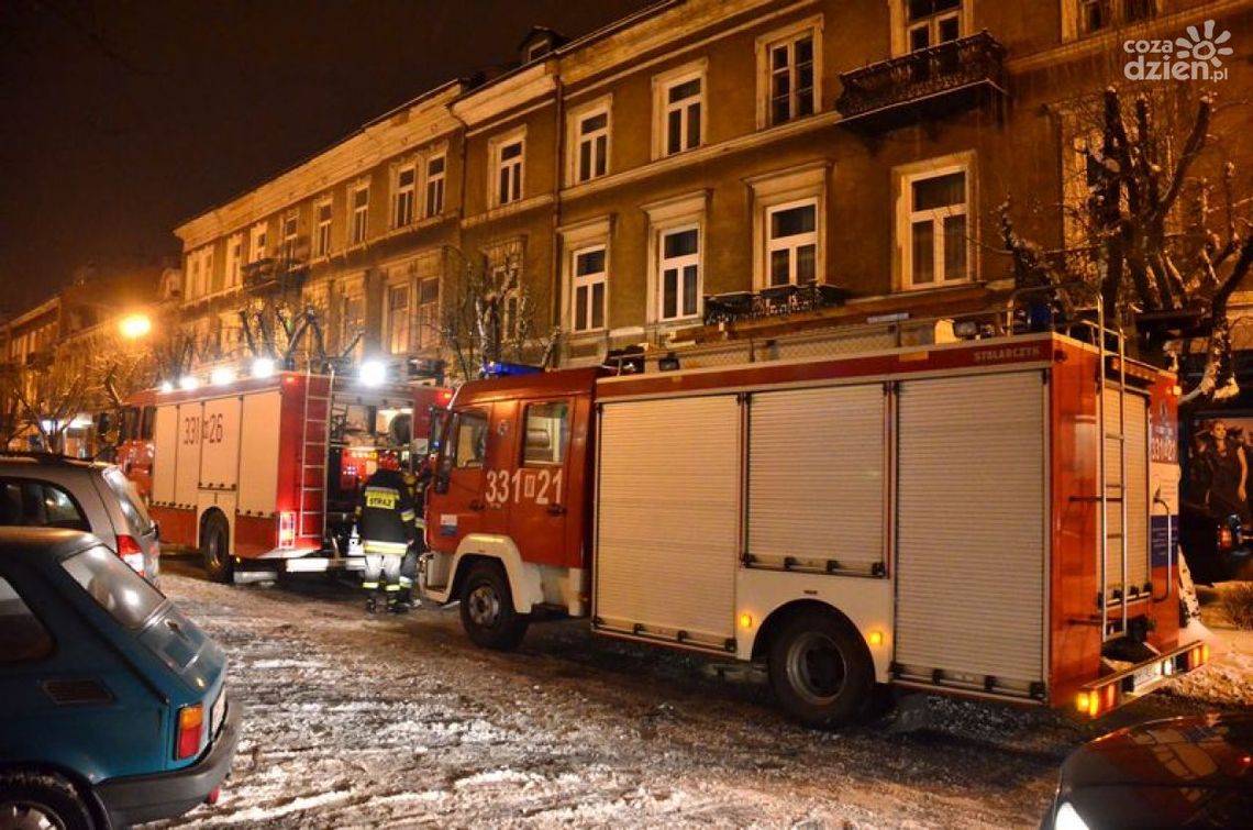 Kobieta zginęła w pożarze kamienicy! Kobieta zginęła w pożarze kamienicy!