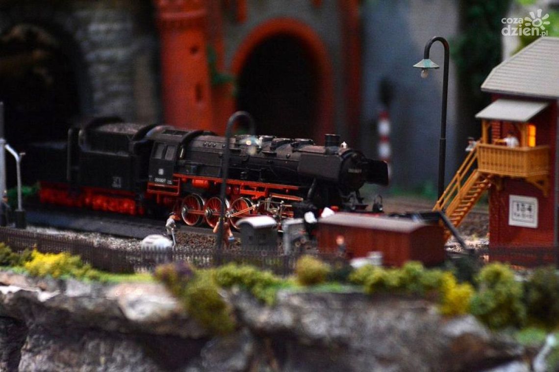 Kolejki zagościły w M1