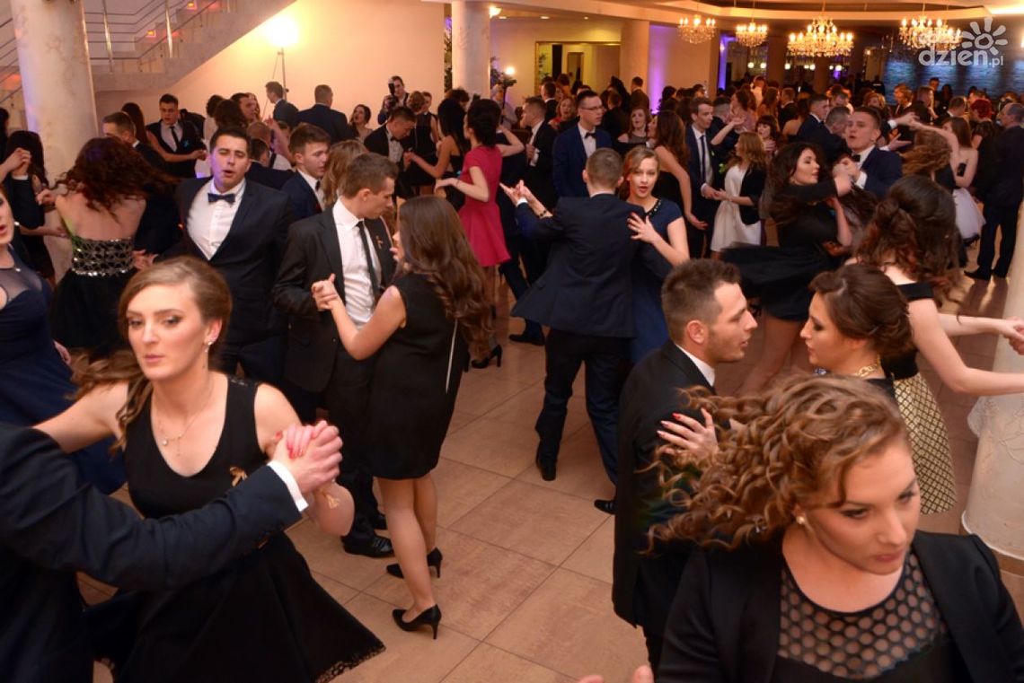 Kolejne studniówki już za nami. Zdjęcia i video!