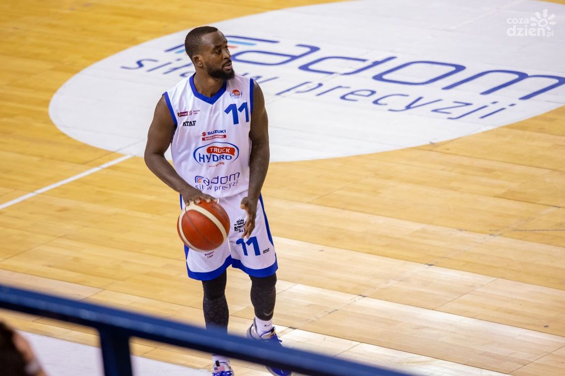 Kolejny dreszczowiec w wykonaniu koszykarzy HydroTrucku Radom