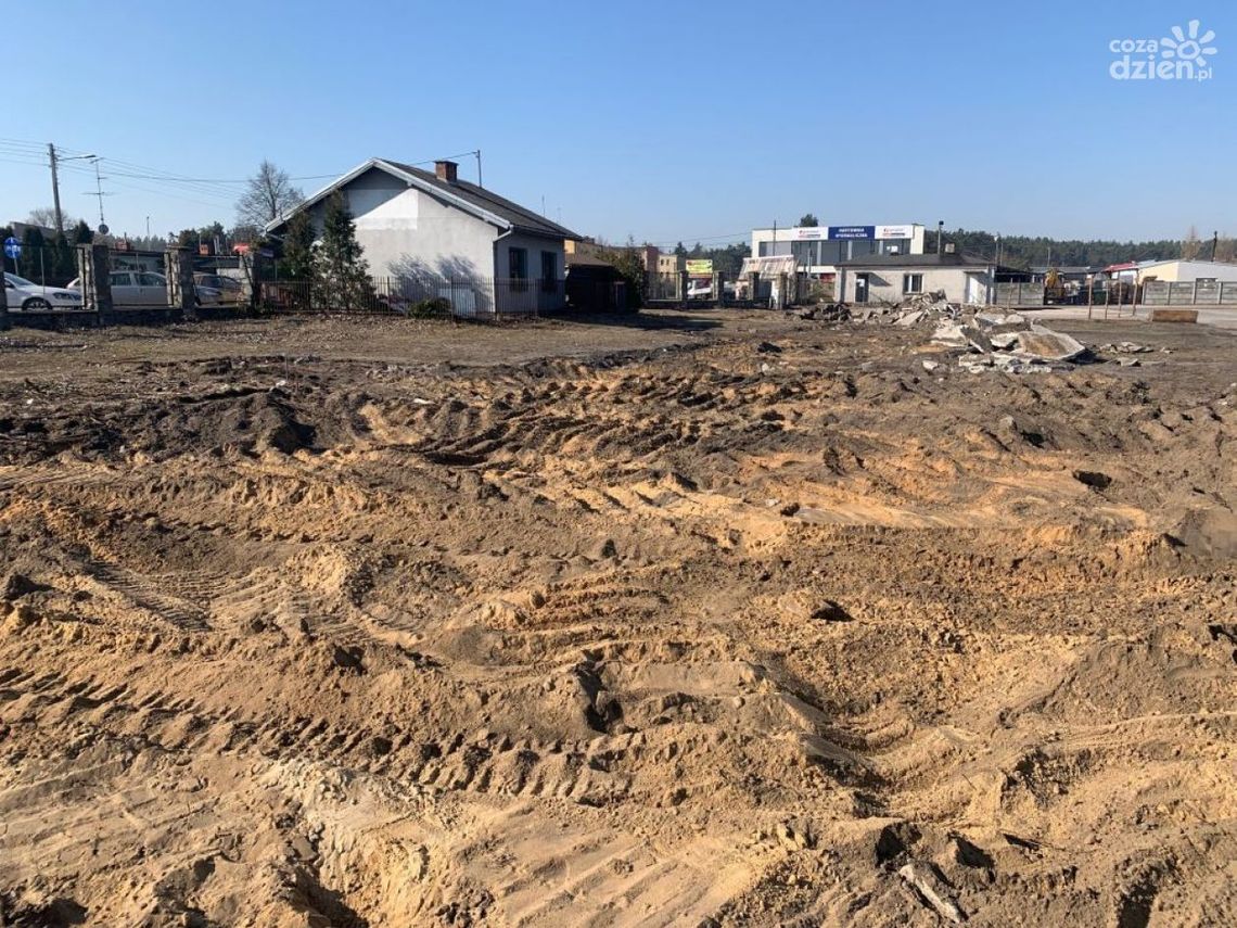 Kolejny etap prac na białobrzeskim targowisku