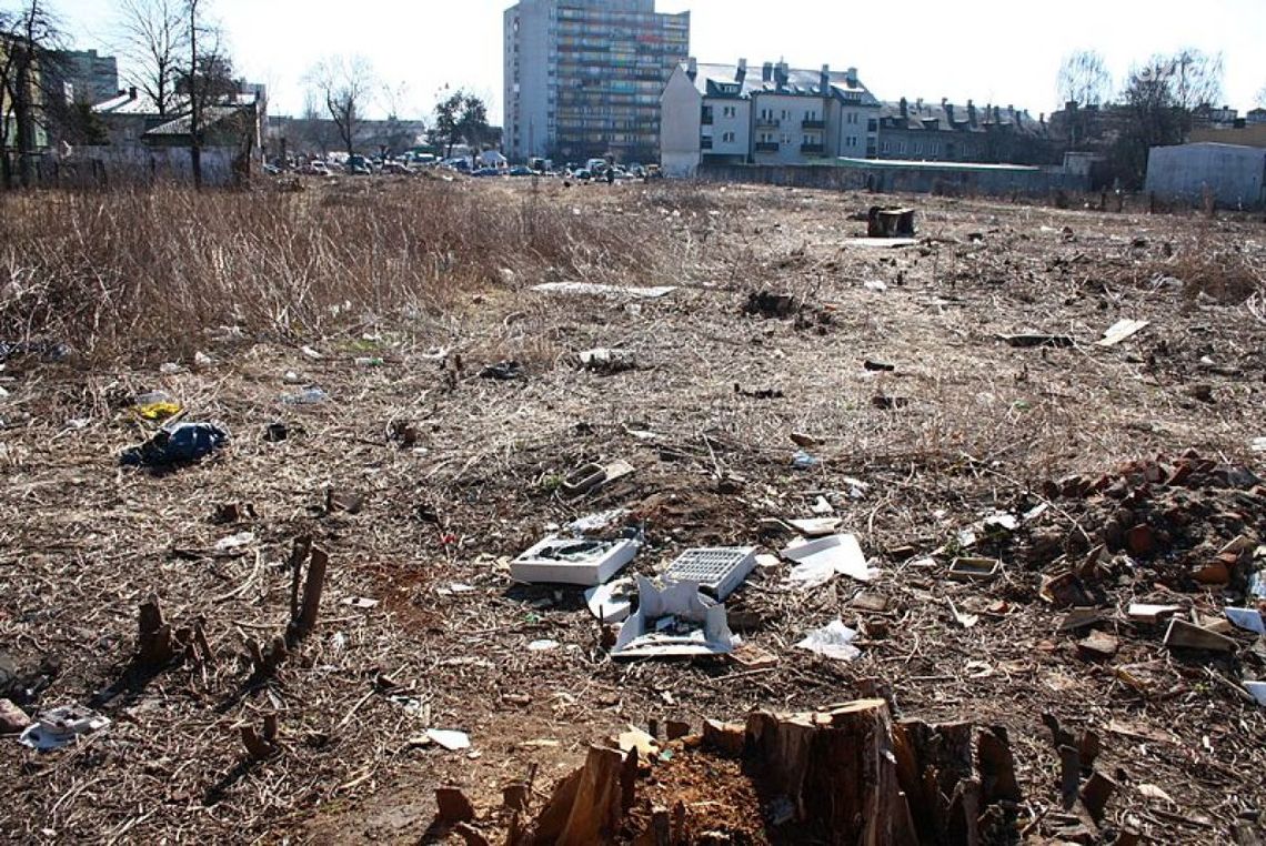 Kolejny market w centrum Radomia