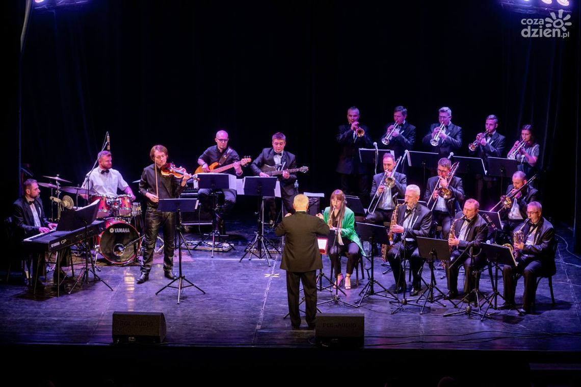 Koncert Big Bandu Mundana i wybitnego saksofonisty w Resursie Koncert Big Bandu Mundana i wybitnego saksofonisty w Resursie