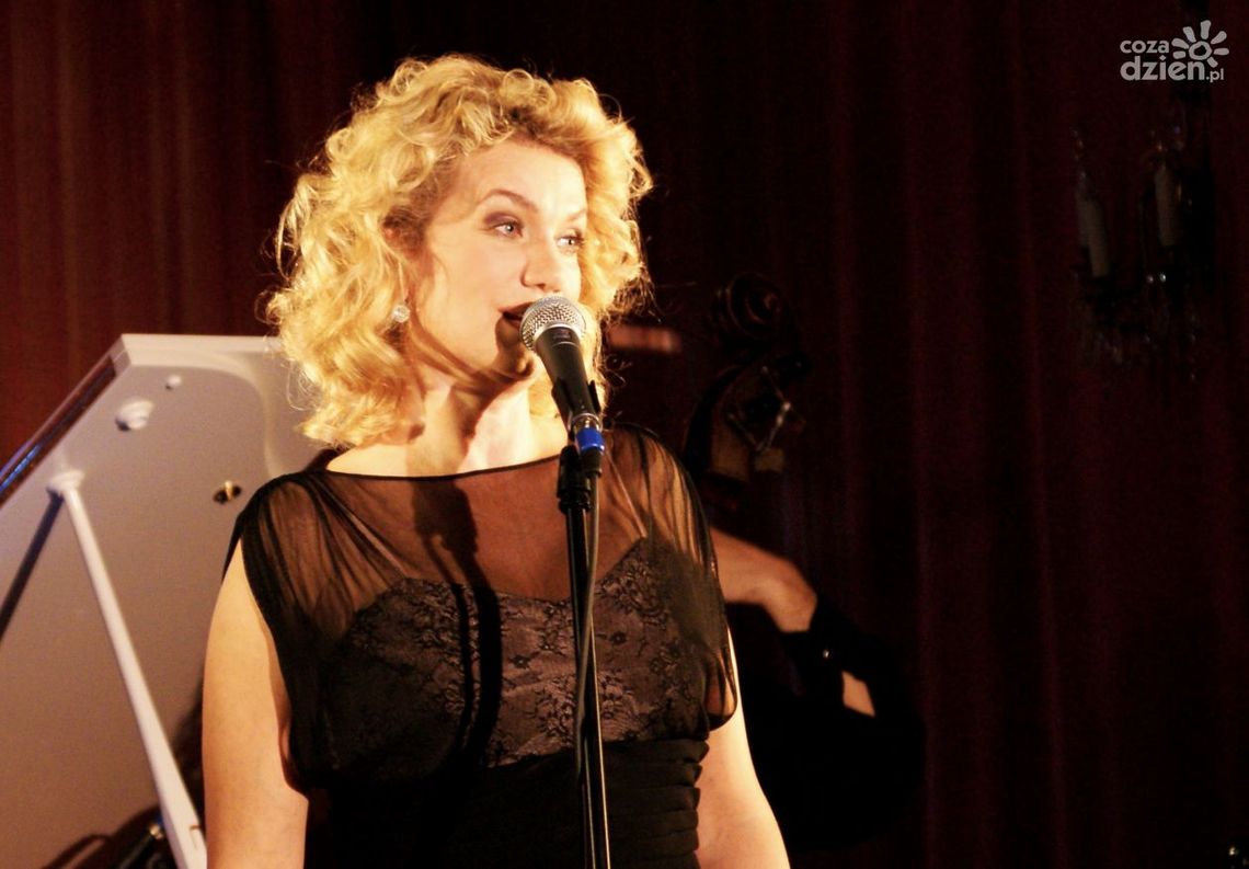 Koncert Świąteczny. Joanna Trzepiecińska we Wsoli