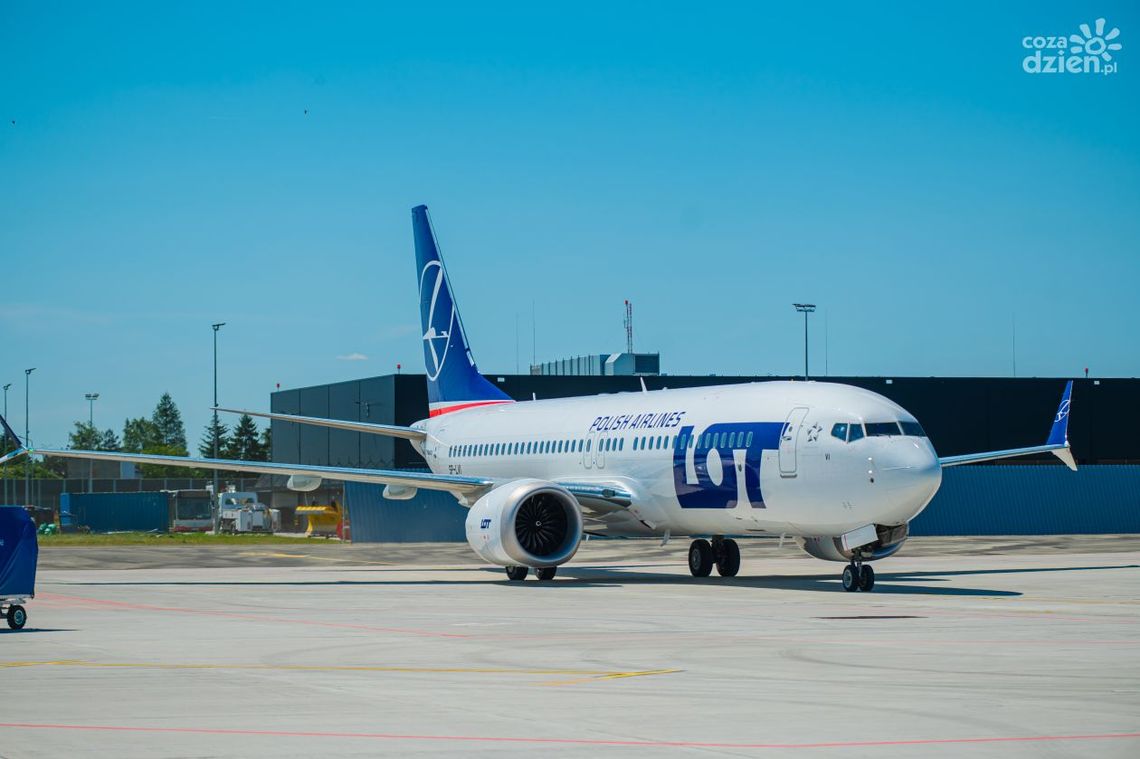 Koniec letniej przygody lotniska z trasą do Barcelony. Wyniki napawają optymizmem Koniec letniej przygody lotniska z trasą do Barcelony. Wyniki napawają optymizmem