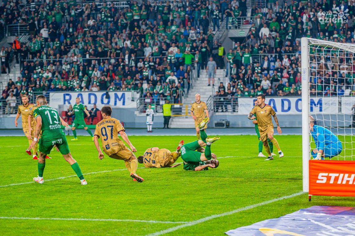 Koniec rundy jesiennej 13 listopada. Wtedy Radomiak Radom podejmie Pogoń Szczecin