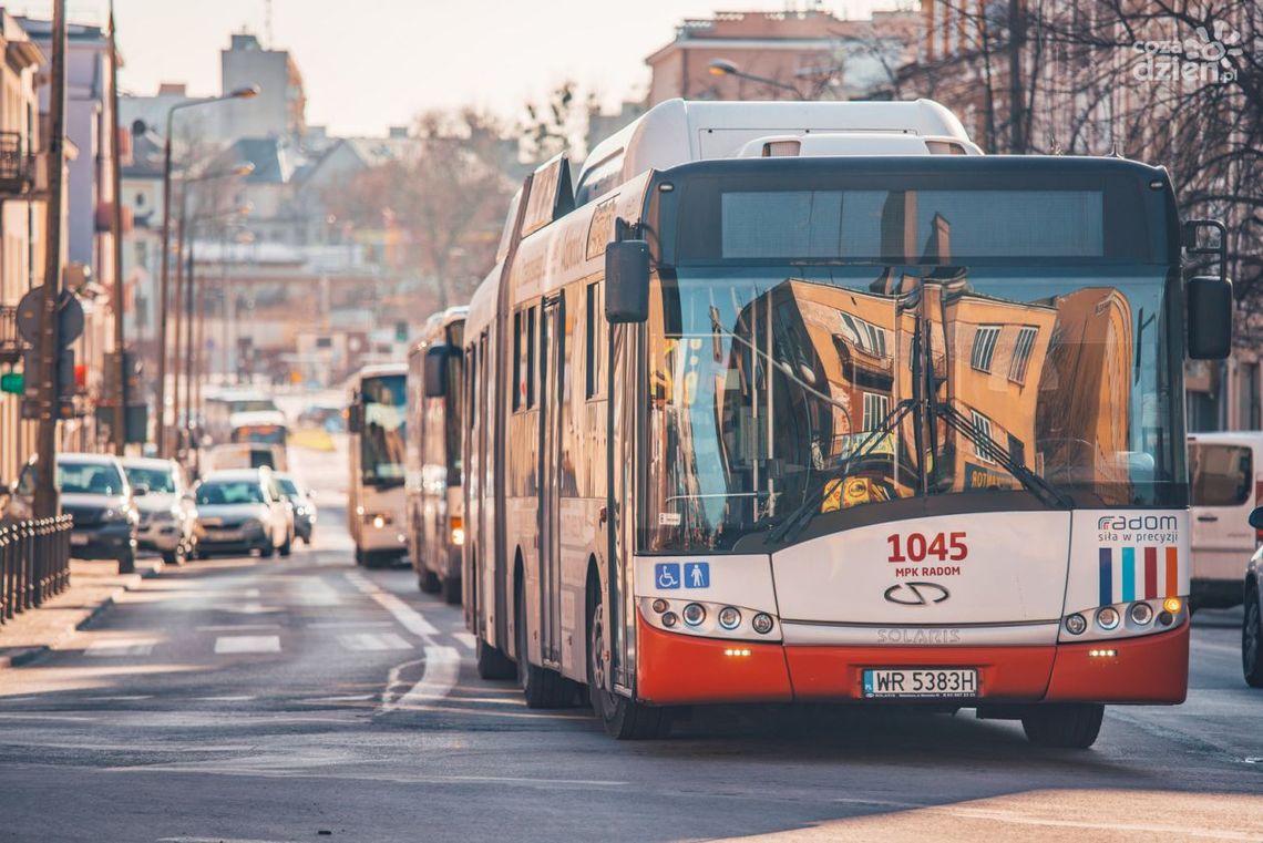 Koniec wakacji w komunikacji. Zmiany w rozkładach jazdy 