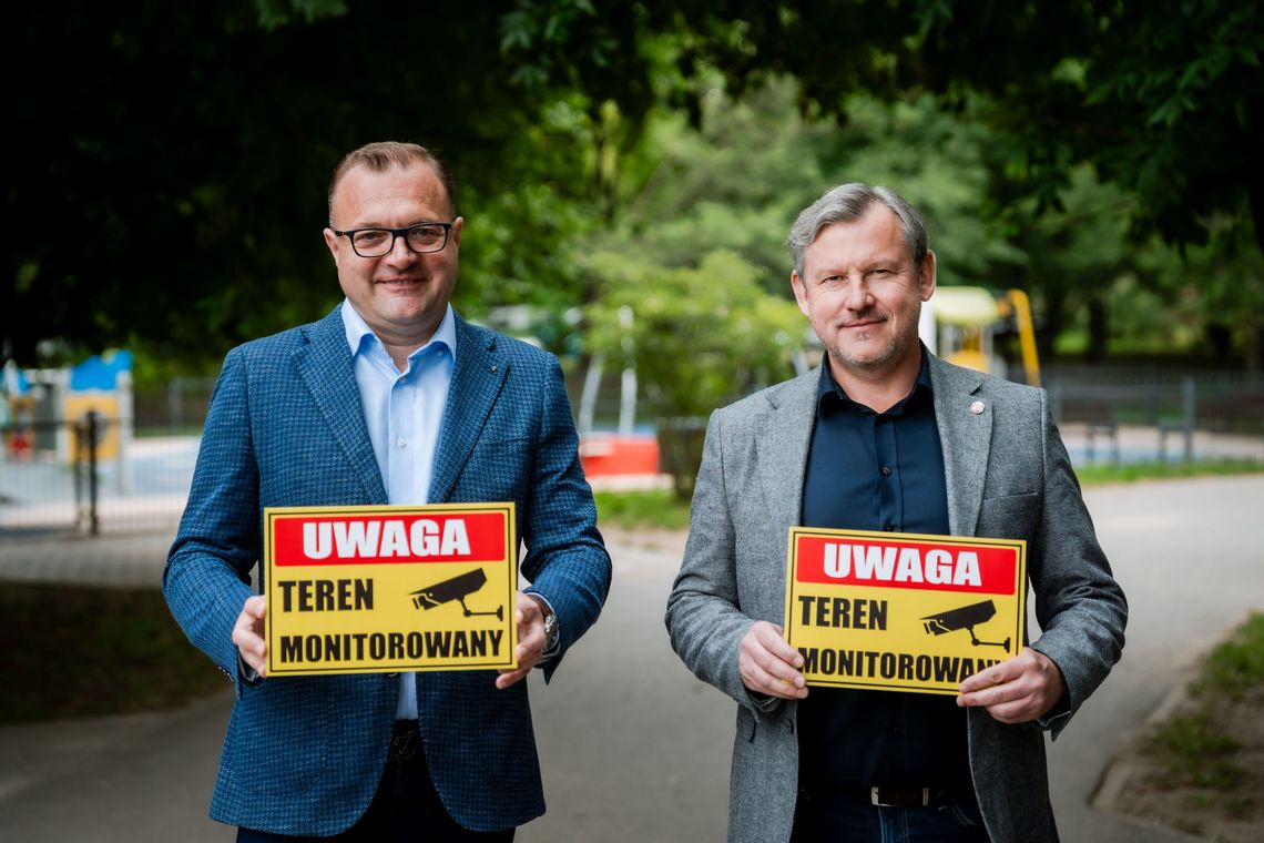 Koniec z bezkarnym niszczeniem parku. Osiedle Michałów objęte monitoringiem