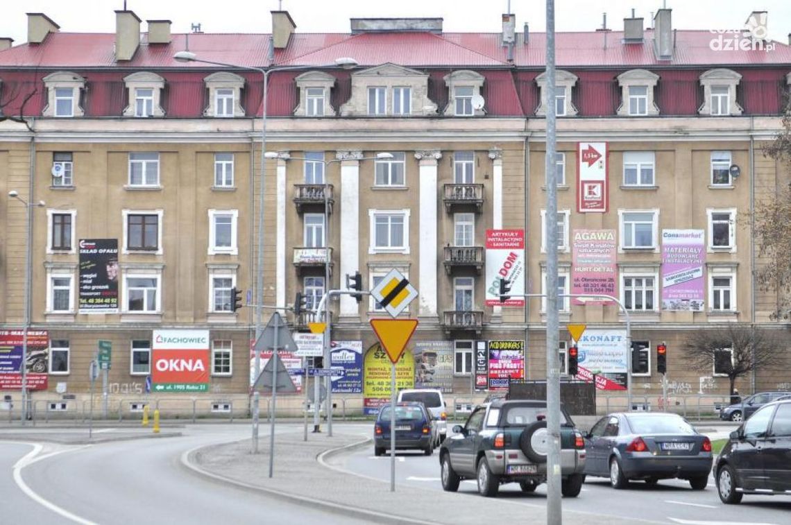 Koniec z szyldozą? Wypełnij ankietę