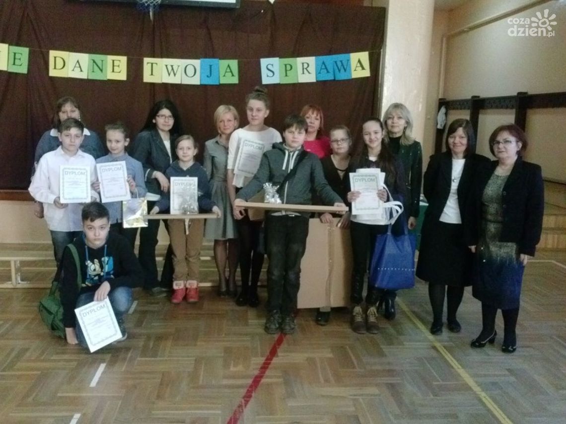 Konkurs „Twoje dane – Twoja sprawa” w PSP 15