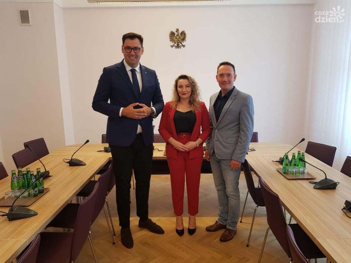 Konrad Frysztak przewodniczącym Parlamentarnego Zespołu ds. Wędkarstwa Konrad Frysztak przewodniczącym Parlamentarnego Zespołu ds. Wędkarstwa