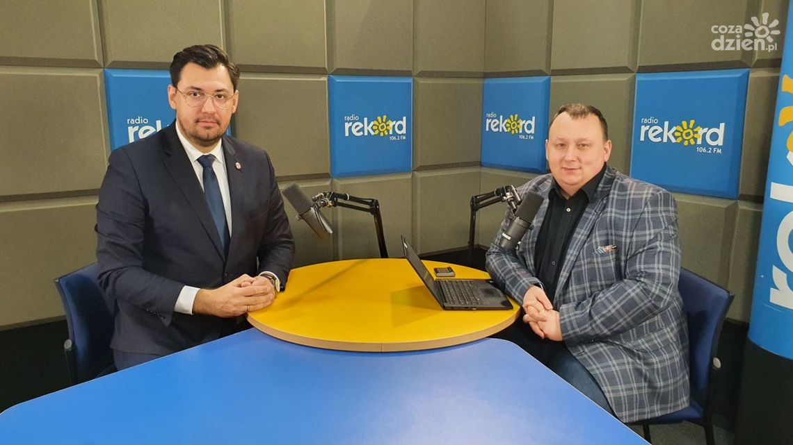 Konrad Frysztak: To rząd drożyzny, bałaganu i afery podsłuchowej