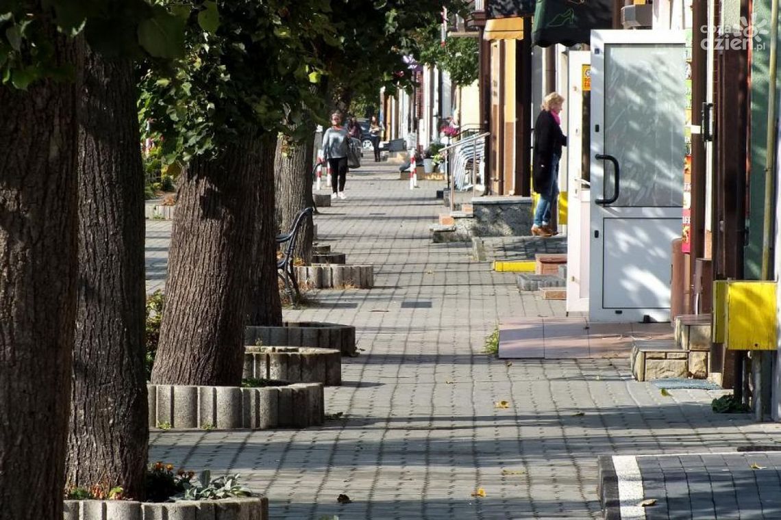 Koronawirus. Ponad 180 przypadków i cztery zgony