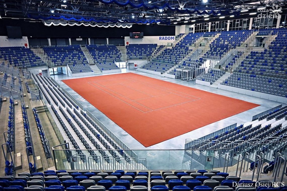 Kort ziemny w hali Radomskiego Centrum Sportu już gotowy!