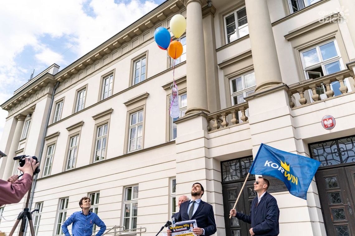 Korwiniści przeciwko podatkowi PIT