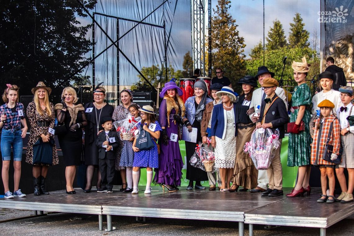 Kosmiczna Uliczka Tradycji Kosmiczna Uliczka Tradycji