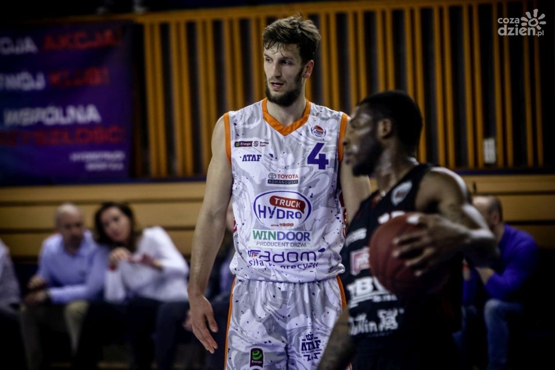 Koszykarz HydroTrucku przedłużył kontrakt