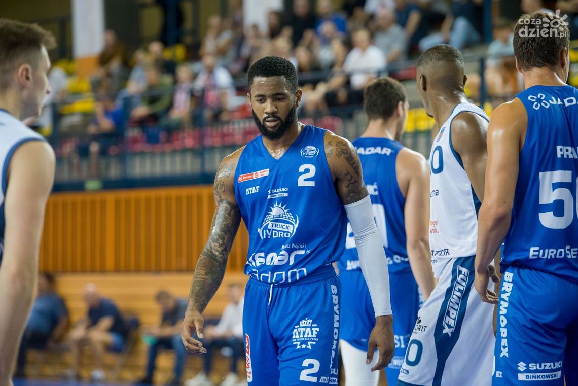 Koszykarze HydroTrucku wciąż zawodzą. Tym razem przegrali ze Śląskiem Koszykarze HydroTrucku wciąż zawodzą. Tym razem przegrali ze Śląskiem