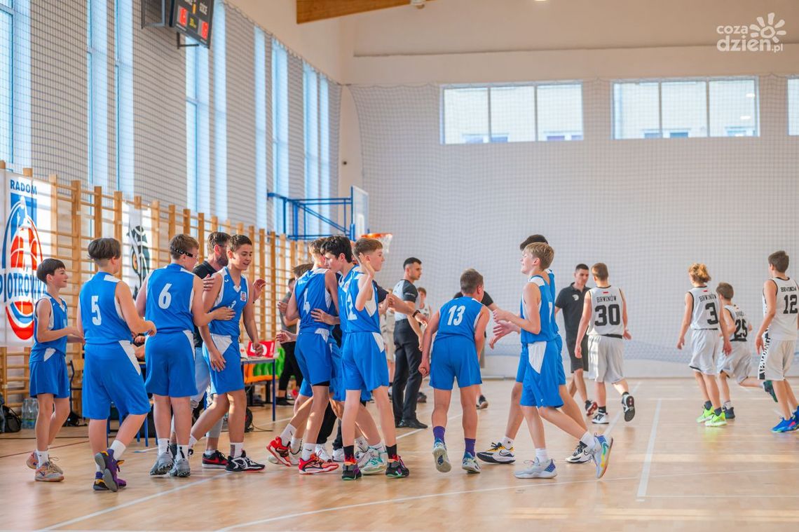 Koszykarze Piotrówki Radom awansowali do finałów mistrzostw Polski U13!