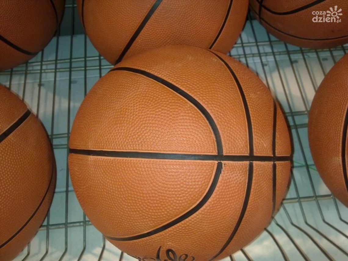 KOSZYKÓWKA II LIGA MĘŻCZYZN GRUPA C