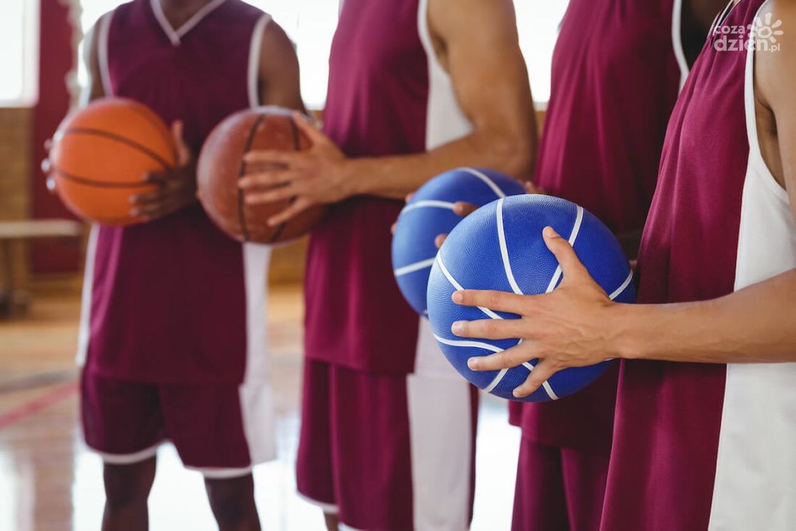 Koszykówka szkolna - wychowanie przez sport Koszykówka szkolna - wychowanie przez sport