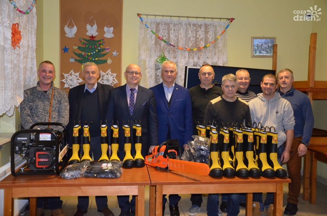 Kowala. Nowy sprzęt dla OSP z terenu gminy