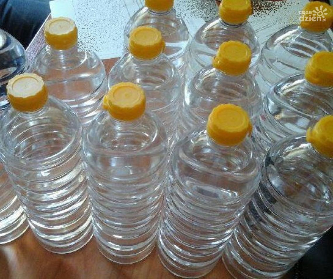 Kozienice. Bułgar bez prawa jazdy przewoził nielegalny tytoń i alkohol Kozienice. Bułgar bez prawa jazdy przewoził nielegalny tytoń i alkohol